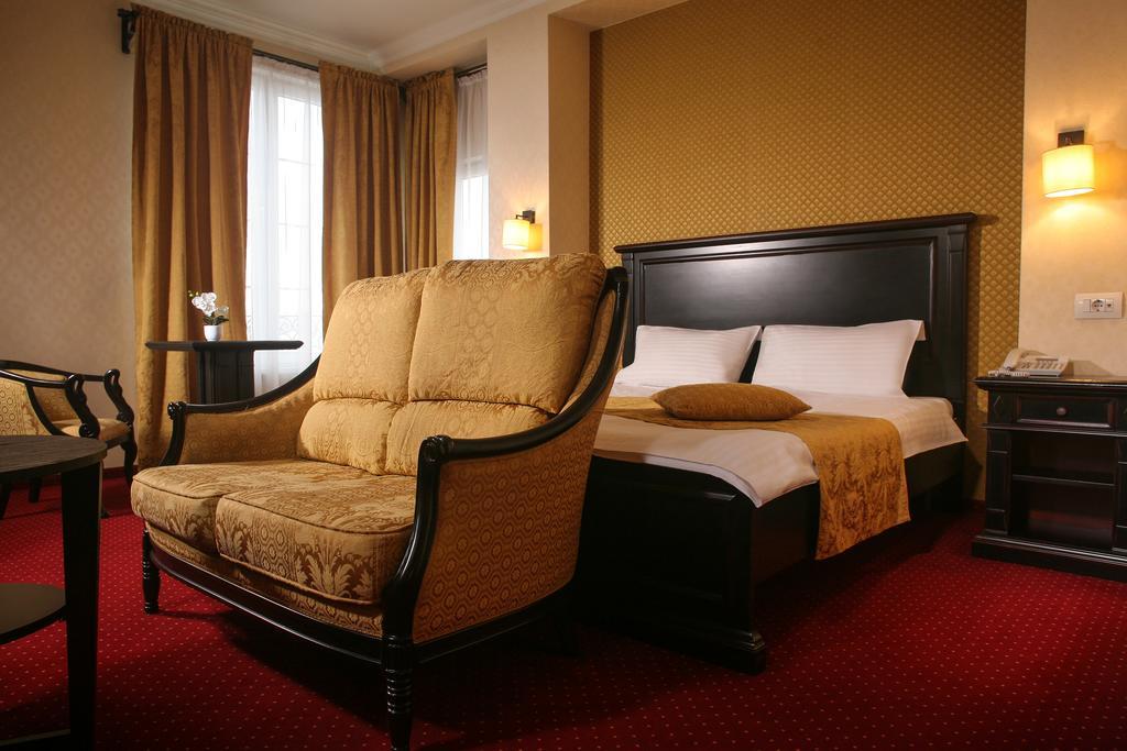 Hotel Novera Temeşvar Dış mekan fotoğraf